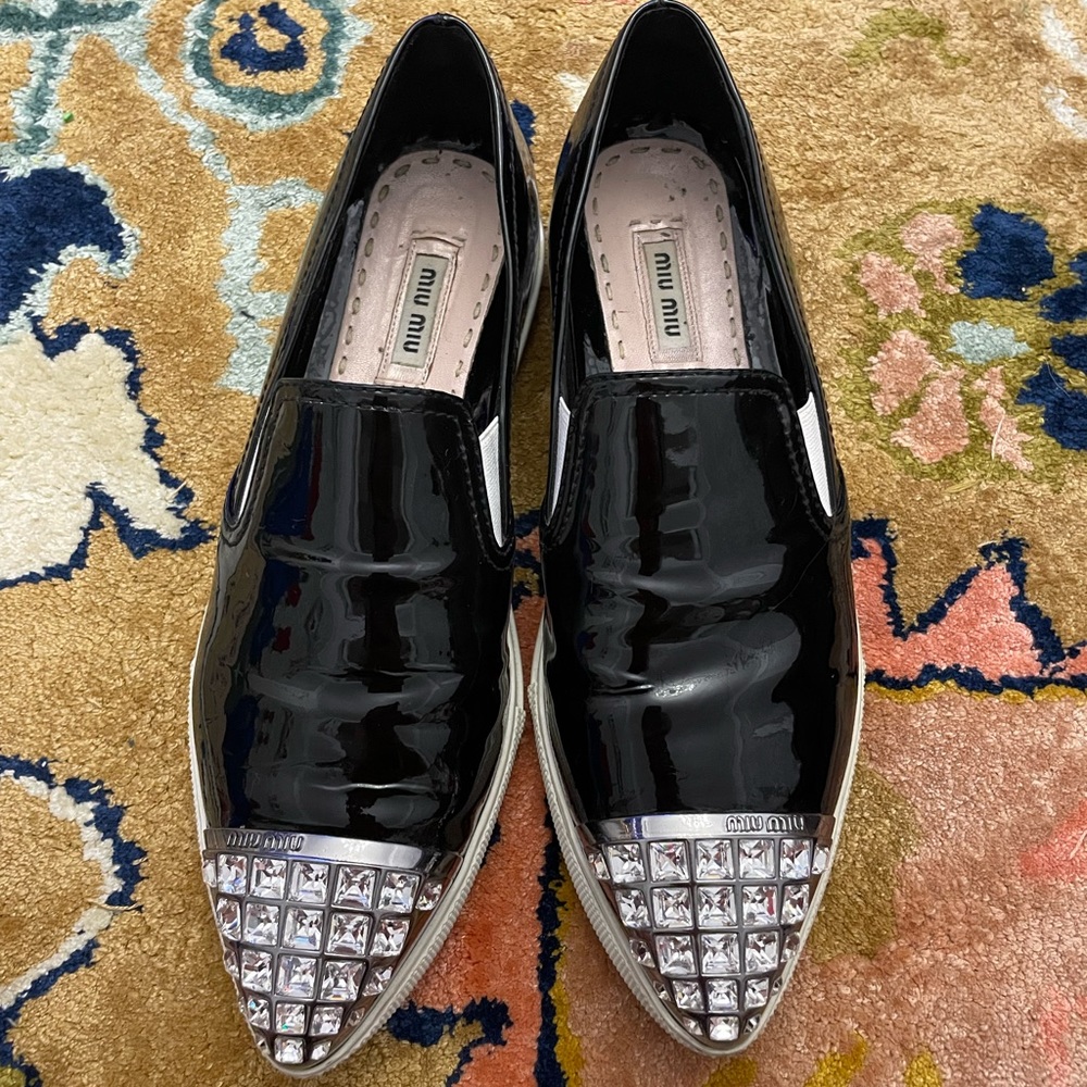 Woman’s miu miu flats